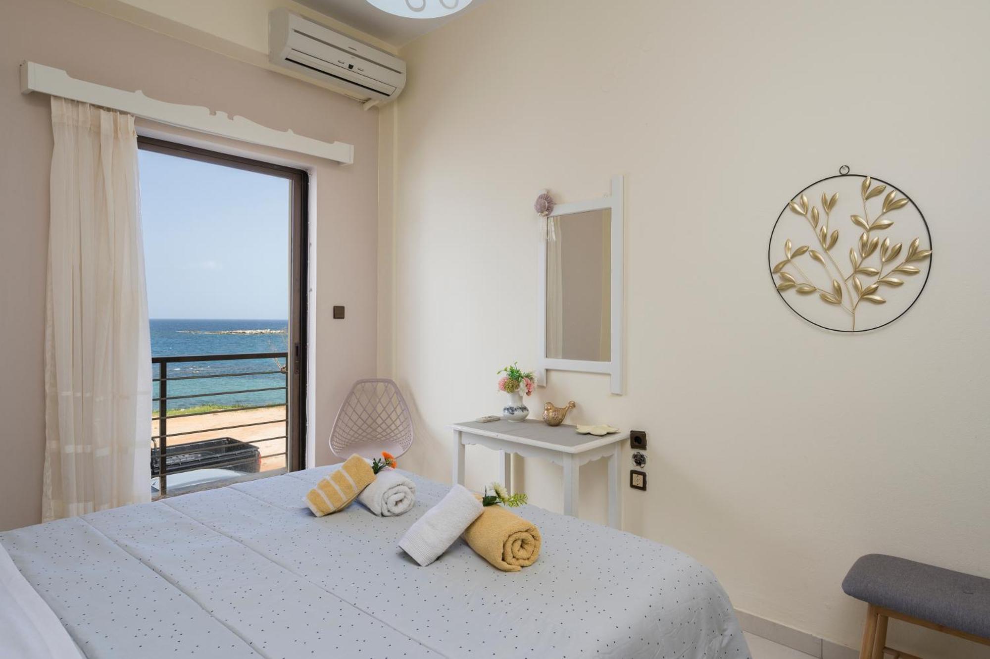 Elita Beachfront Chania  Eksteriør billede